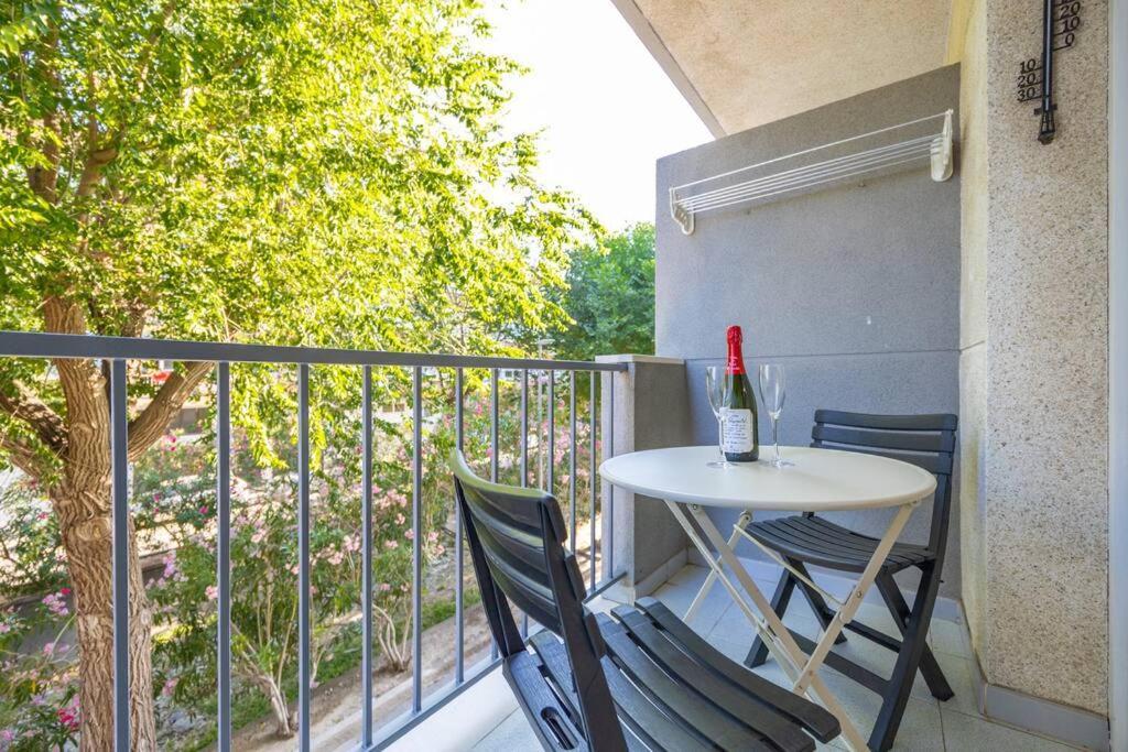 La Cuana Apartment Roses Luaran gambar